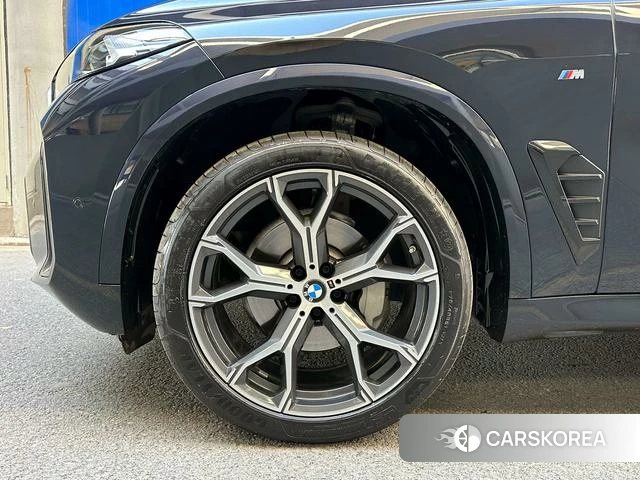 BMW X5 2025 Черный из Китая, фото 2