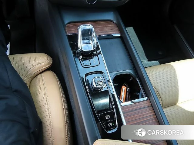 Volvo V60 Cross-Country 2nd Generation 2022 Синий из Кореи, фото 2