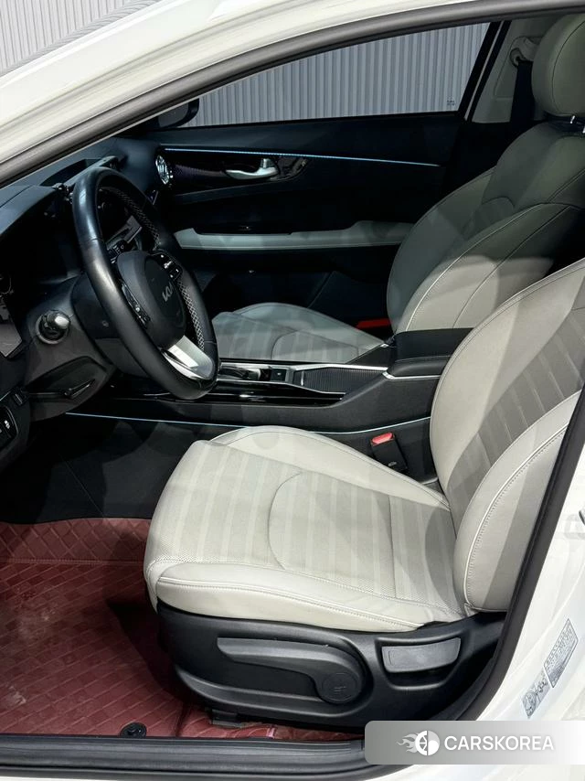Kia K3 2022 Белый из Китая, фото 2