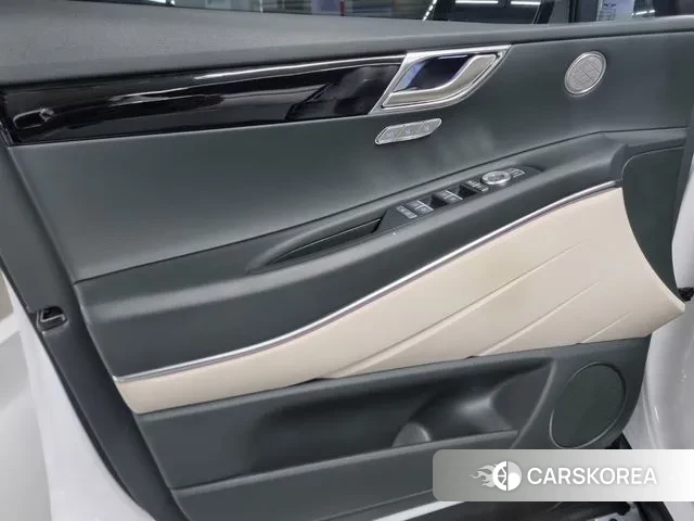 Genesis GV80 2024 Белый из Кореи, фото 2