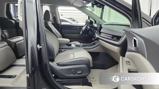 Kia The New Carnival 4th Generation 2024 Серый из Кореи, фото 2