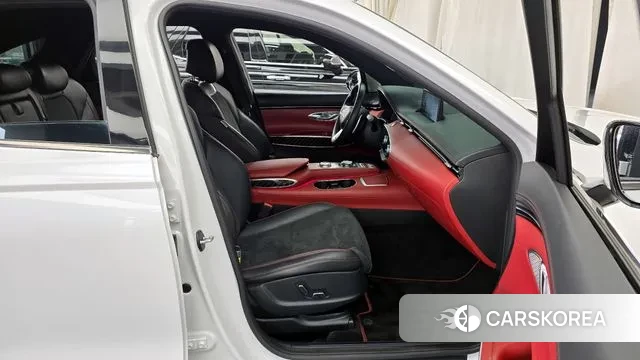 Genesis GV70 2022 Белый из Кореи, фото 2