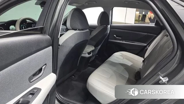 Hyundai Avante Hybrid (CN7) 2021 Серый из Кореи, фото 2