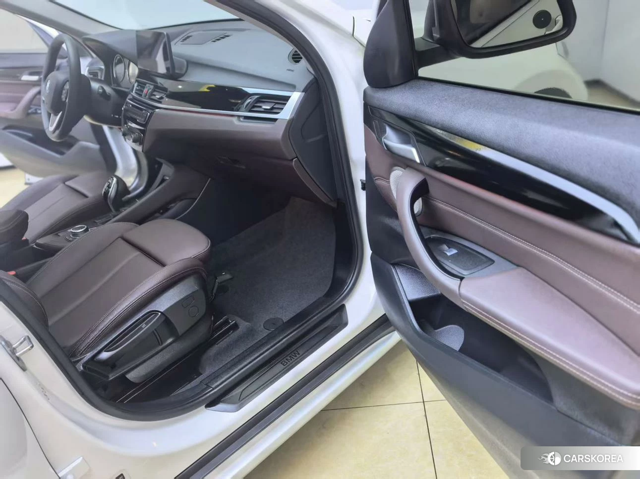 BMW X1 2021 Белый из Китая, фото 2