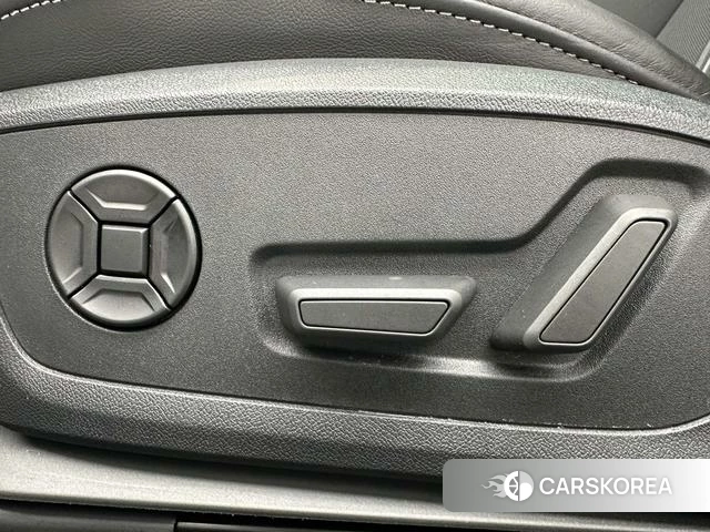 Audi A3 2023 Белый из Китая, фото 2