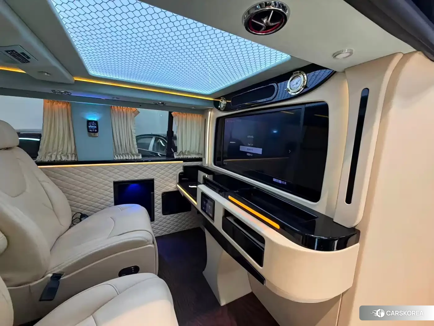 Volkswagen Caravelle 2018 Черный из Китая, фото 2