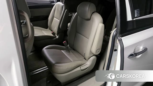 Kia The New Carnival 2019 Белый из Кореи, фото 2