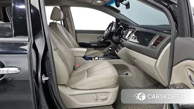 Kia All New Carnival 2018 Черный из Кореи, фото 2