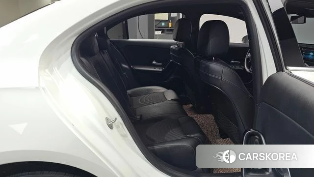 Mercedes-Benz A-Class W177 2020 Белый из Кореи, фото 2
