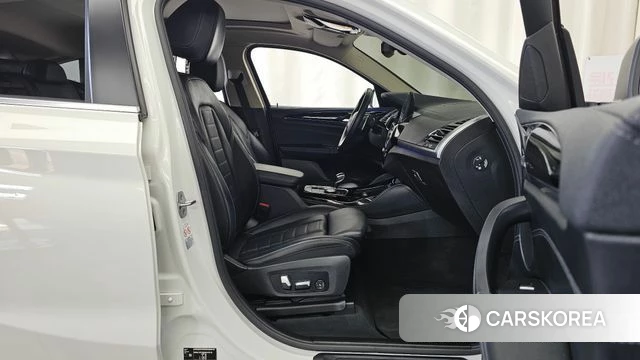 BMW X4 (G02) 2022 Белый из Кореи, фото 2