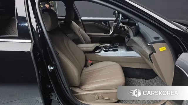 Kia K8 2022 Черный из Кореи, фото 2