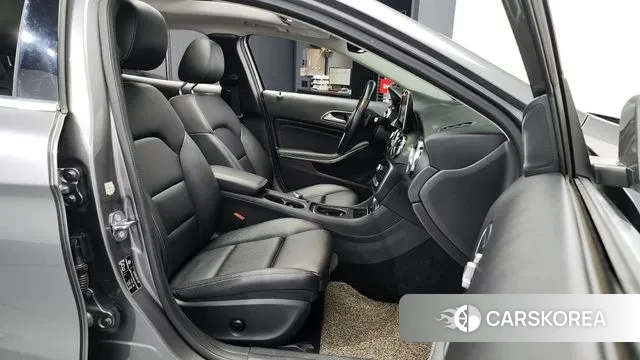 Mercedes-Benz GLA-Class X156 2019 Серый из Кореи, фото 2