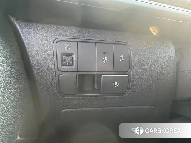 Hyundai Staria 2024 Серебряный из Кореи, фото 2