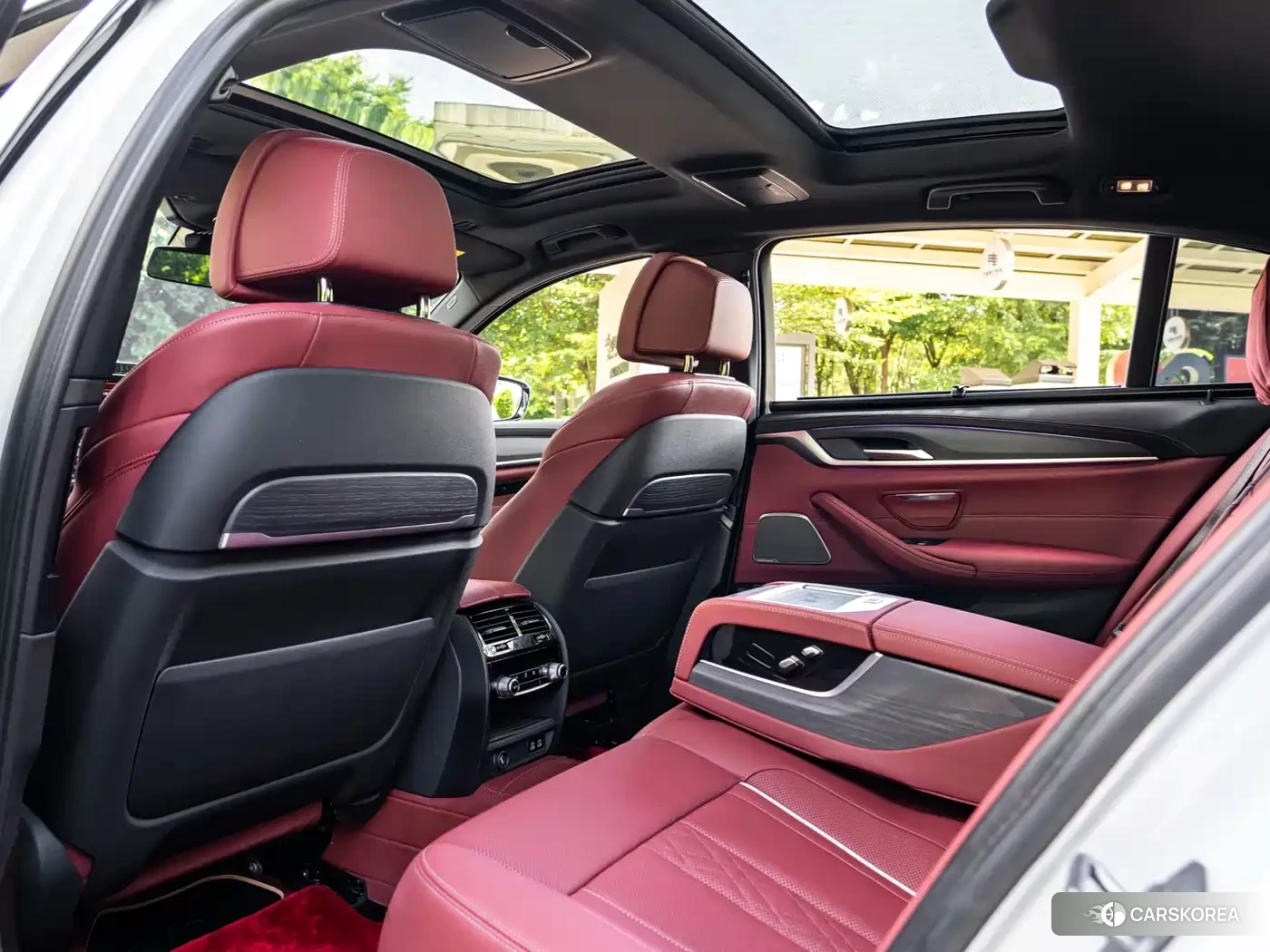 BMW 5 series 2022 Белый из Китая, фото 2