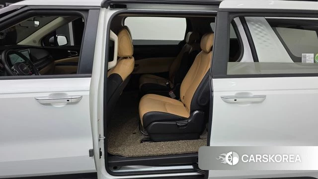 Kia Carnival 4th generation 2023 Белый из Кореи, фото 2