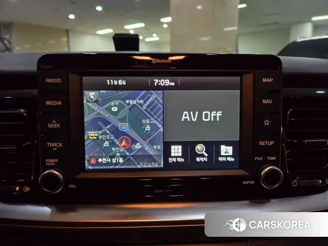 Kia Stonic 2018 Красный из Кореи, фото 2