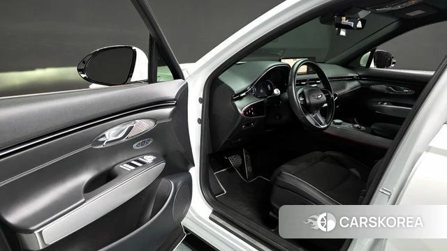 Genesis GV70 2021 Белый из Кореи, фото 2