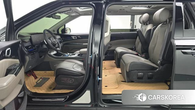 Kia The New Carnival 4th Generation 2024 Черный из Кореи, фото 2