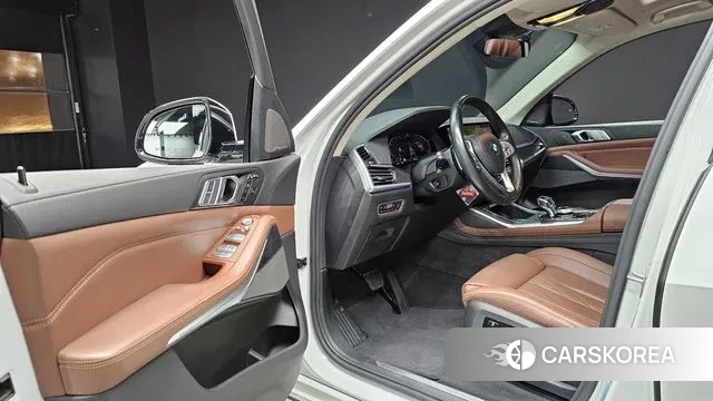 BMW X7 (G07) 2020 Белый из Кореи, фото 2