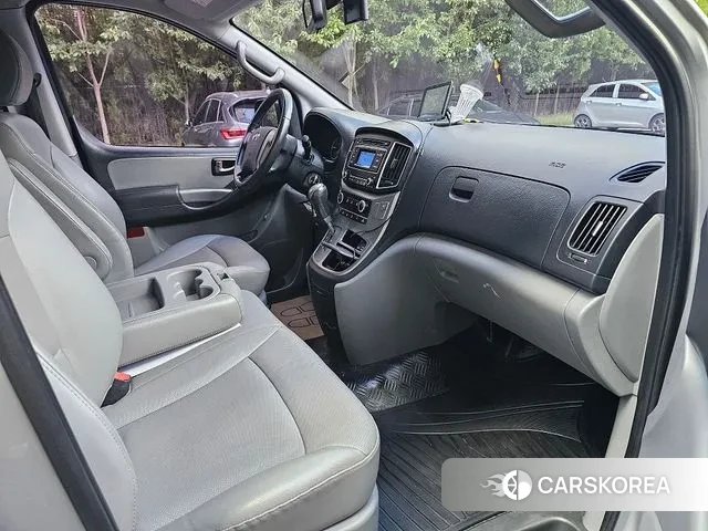 Hyundai The New Grand Starex 2019 Серебряный из Кореи, фото 2