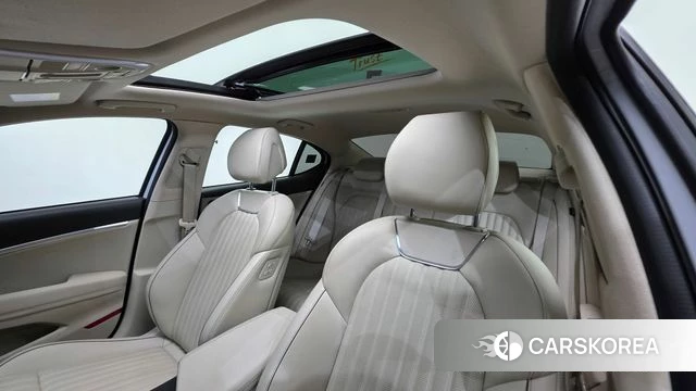 Genesis The New G70 2021 Серебристо-серый из Кореи, фото 2