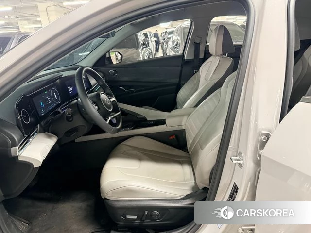 Hyundai Avante (CN7) 2021 Серебристо-серый из Кореи, фото 2