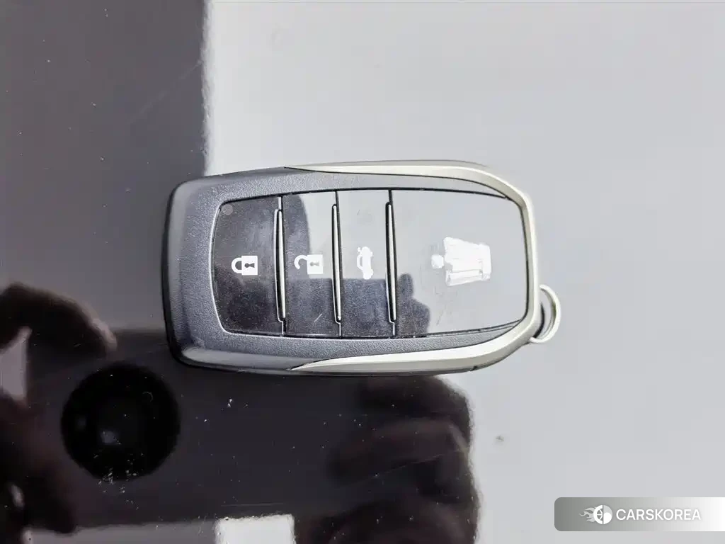 Toyota Crown 2018 Черный из Китая, фото 2