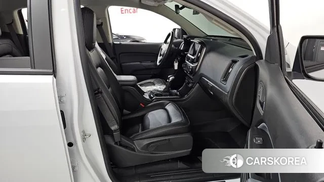 Chevrolet (GM Daewoo) Real New Colorado 2022 Белый из Кореи, фото 2