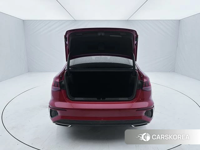 Audi A3 2022 Красный из Китая, фото 2