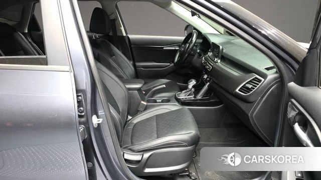 Kia Seltos 2020 Серый из Кореи, фото 2