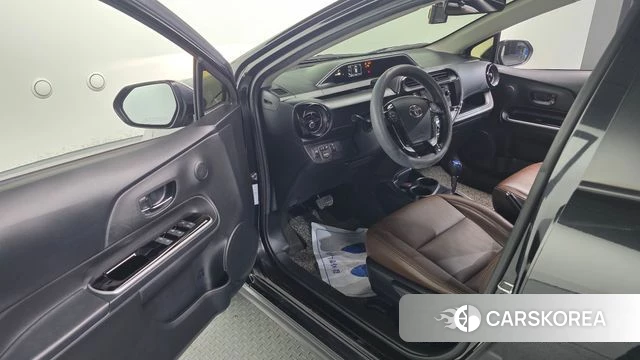 Toyota Prius C 2020 Черный из Кореи, фото 2