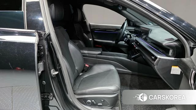 Hyundai Grandeur Hybrid (GN7) 2022 Черный из Кореи, фото 2