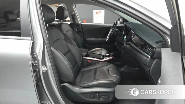 Kia Niro EV 2021 Серый из Кореи, фото 2