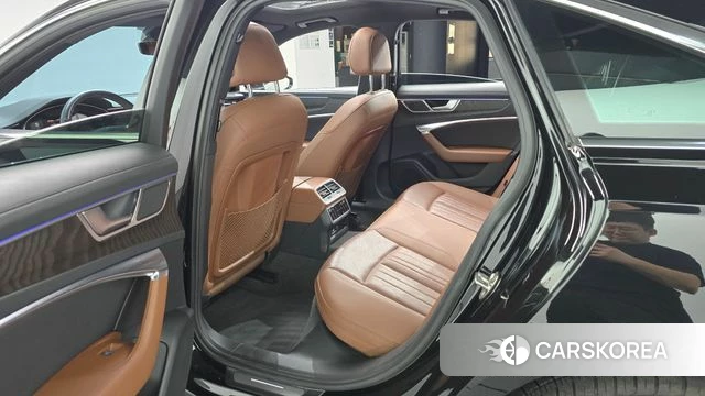 Audi A6 (C8) 2021 Черный из Кореи, фото 2