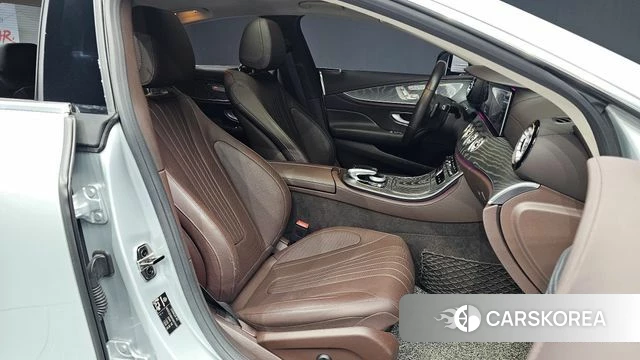 Mercedes-Benz CLS-Class C257 2019 Серебряный из Кореи, фото 2