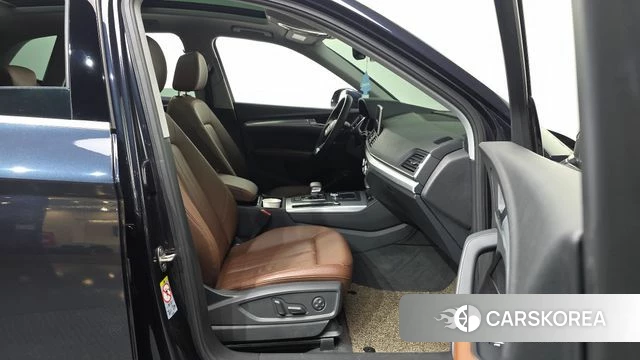 Audi Q5 (FY) 2020 Синий из Кореи, фото 2