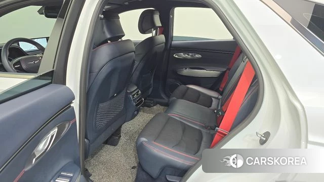 Genesis GV70 2021 Белый из Кореи, фото 2