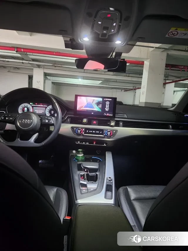 Audi A4 (B9) 2023 Черный из Кореи, фото 2