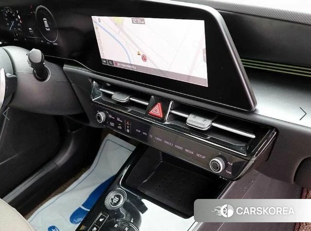 Kia Di Ol Nu Niro 2022 Белый из Кореи, фото 2