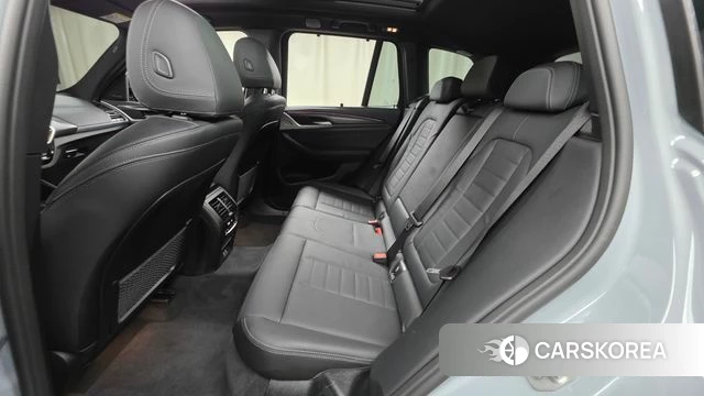BMW X3 (G01) 2024 Цвет галактики из Кореи, фото 2