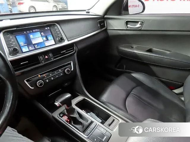 Kia The New K5 2nd generation 2018 Белый из Кореи, фото 2