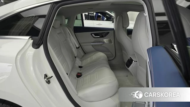 Mercedes-Benz EQE V295 2023 Белый из Кореи, фото 2