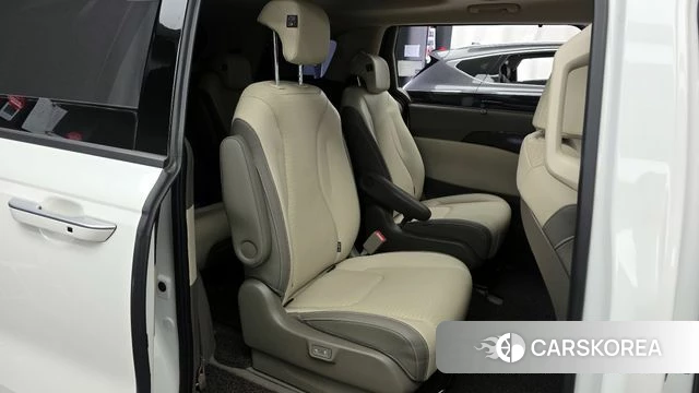 Kia Carnival 4th generation 2022 Белый из Кореи, фото 2