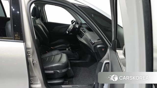 Citroen / DS Grand C4 Picasso 2018 Жемчужный цвет из Кореи, фото 2