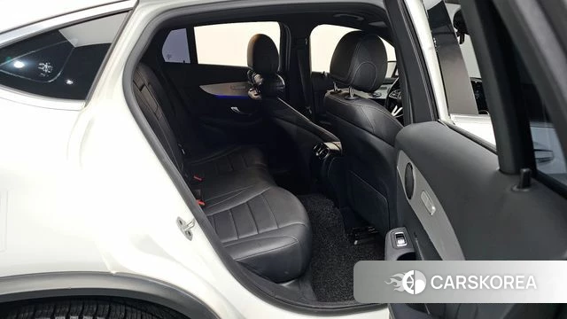 Mercedes-Benz GLC-Class X253 2021 Белый из Кореи, фото 2