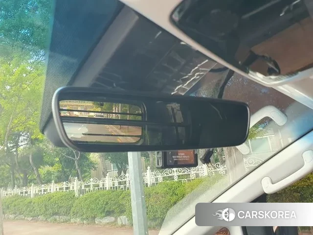 Hyundai Staria 2024 Серебряный из Кореи, фото 2