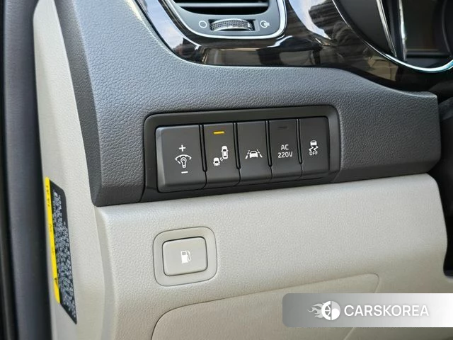 Kia The New Carnival 2019 Серый из Кореи, фото 2