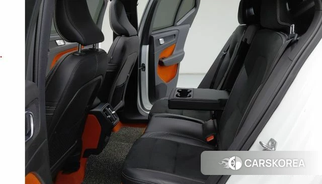 Volvo XC40 2019 Белый из Кореи, фото 2