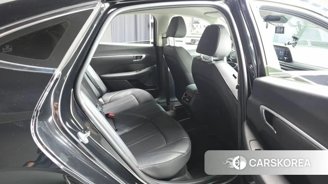 Hyundai Sonata Hybrid (DN8) 2022 Черный из Кореи, фото 2