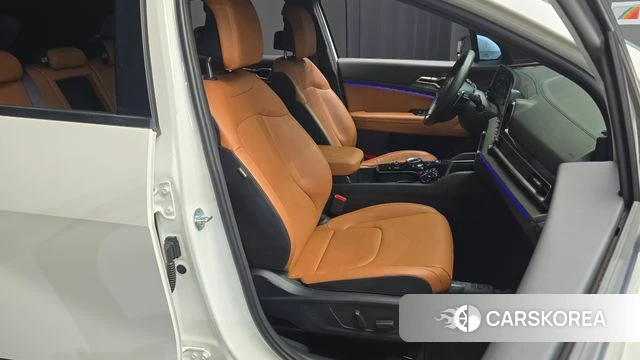 Kia Sportage 5th Generation Hybrid 2021 Белый из Кореи, фото 2